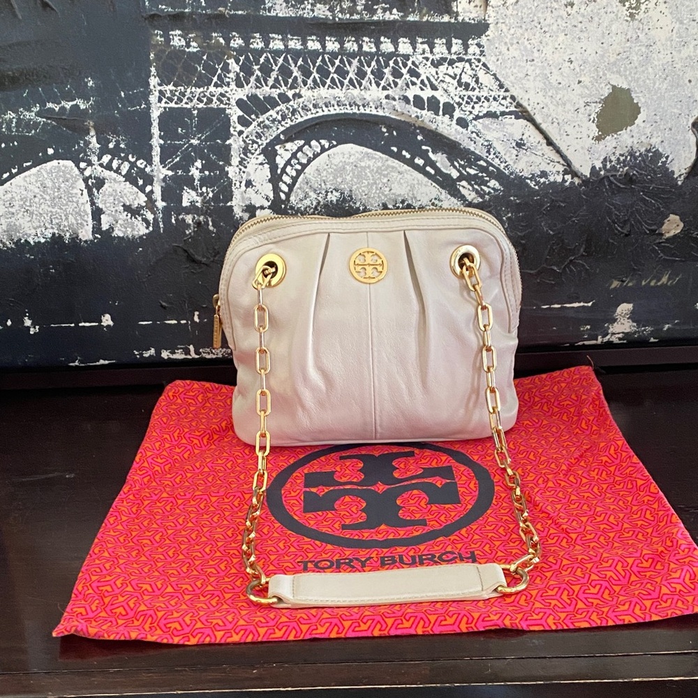 Authentic Tory Burch Beige Leather Chain Shoulder Bag